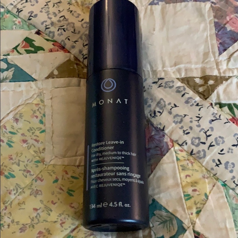 Monat restore leave-in conditioner